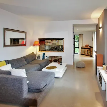 Holiday home Lovely In St-etienne De Boulogne With Wifi