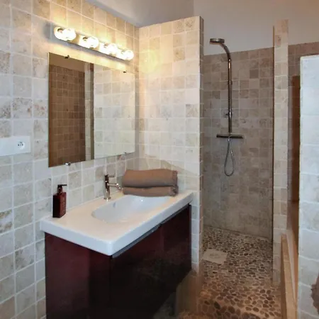 Holiday home Lovely In St-etienne De Boulogne With Wifi Saint-Etienne-de-Boulogne